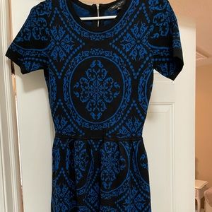Juniors patterned fit n flare dress
